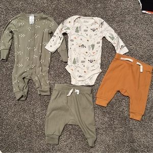 1/2 Listing HUGE 70+ Piece Lot 0-3 Baby Infant Boy Clothes